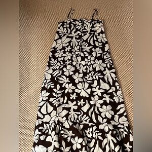 Women’s Black & White Floral Maxi Dress